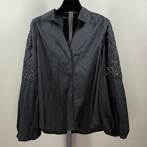 NEW White House Black Market Shirt Womens 6 black floral button up preppy